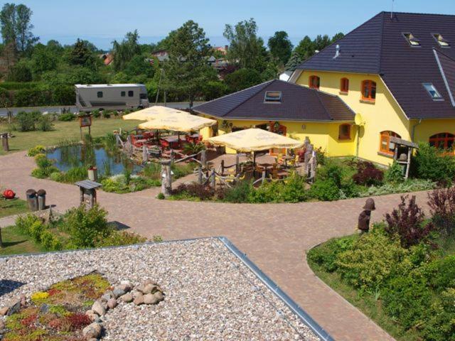 Landhotel zum Honigdieb Ribnitz-Damgarten Exterior foto