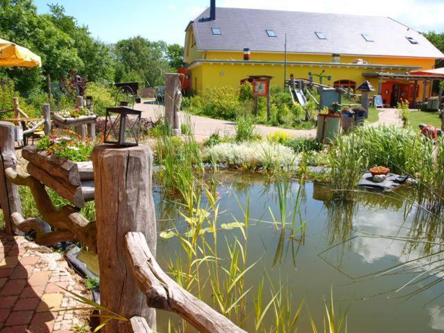 Landhotel zum Honigdieb Ribnitz-Damgarten Exterior foto